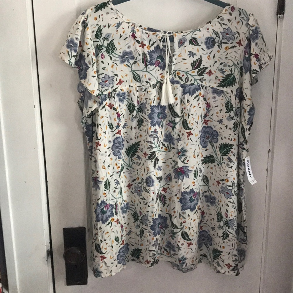 Old Navy top